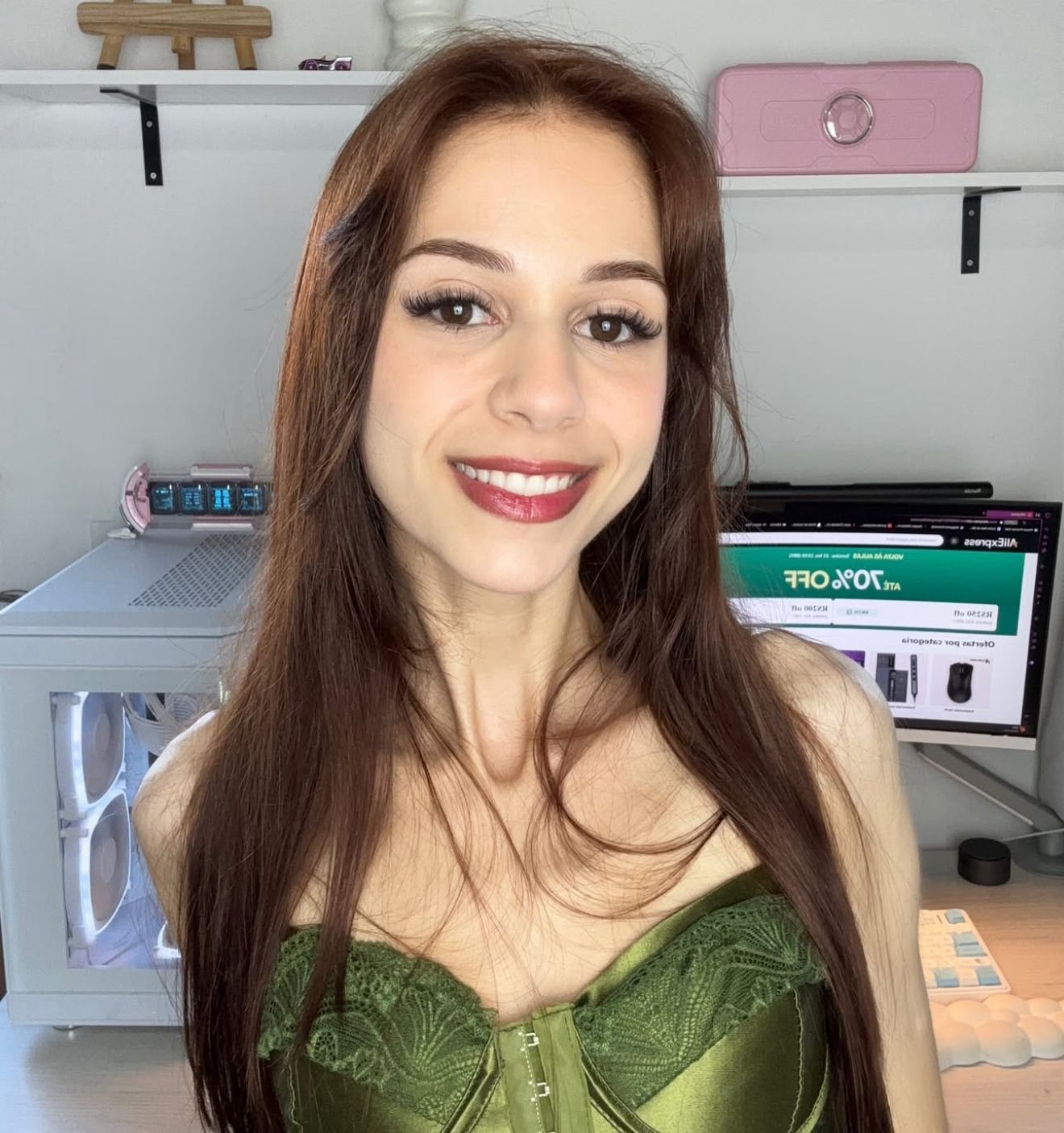 <a href="https://www.instagram.com/reel/DPE_266Di3R/?igsh=MWlpN2lpYzFpZzM4bg==">Nathalia de Oliveira</a>